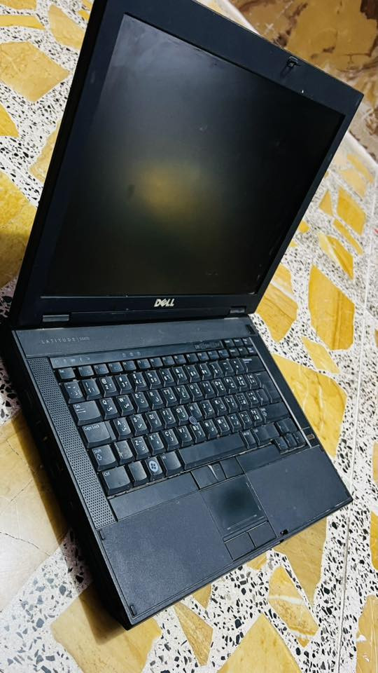 السلام عليكم لابتوب DELL للبيعة
جديد تدعم قرص تدعم طباعه
ألعاب قويه
سعره ١٧٠ او بيه مجال 
‏***********

