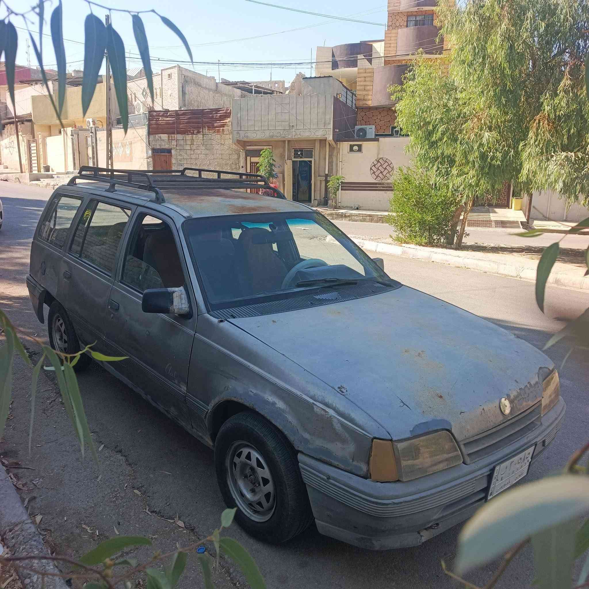 كاديت البيع شرط كير ومكينة سنوية جديده 2028شرط التحويل كربون بنزين بيه السعر25 *********** رقم نينوئ
