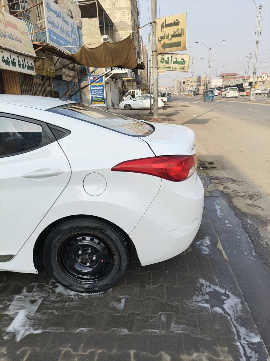 النتر مديل ١٣ بيه صندوك مبدل البلاد بدون دواخل وبيه بارد بسيط بل بيبان باقي كفاله جاهزه سياره  رقم ميسان مشروع وطني بسمنه سنويه ٢٧ مكينه ١٦٠٠ سعر ١٠٠ وبيه مجال عنوان بصره  رقم ***********
