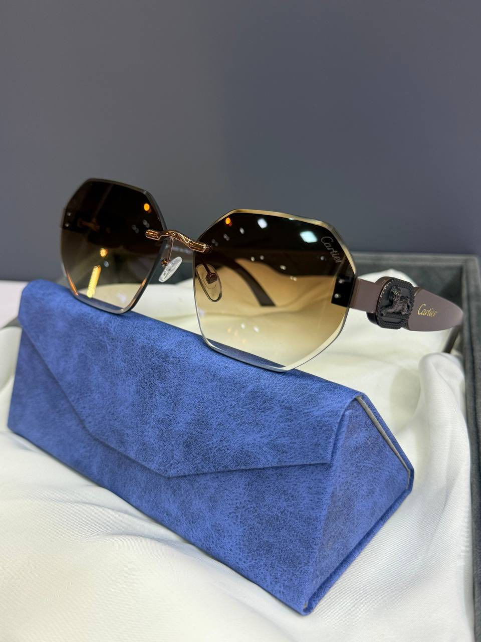 السعر ١٢ للقطعة


**إذا كنت صاحب هذا الإعلان وتريد حذفه لأي سبب، رجاءا أرسل رسالة إلى الدعم الفني**