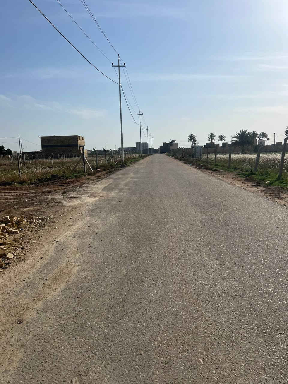 🏠 قطعه سكنية طابو زراعي سند ٢٥   🏠✅فتح بيان وتحويل بالتسجيل العقاري ✅✅المساحة//  200 م.   (( واجه 10 م نزال20م))✅متوفر  كافة الخدمات الاساسية:كهرباء +ماء+ تبليط  + شوراع عرض 10 متر..📍📍الموقـــــع / /حلة-الورديه  سيف سعد مستشفى الكفيل ع الجهة اليمين 🚑خلف مدرسة دجله📍مجاور الطابو الصرف
الاستفسار الاتصال على رقم ***********
او مراسلة الصفحه
