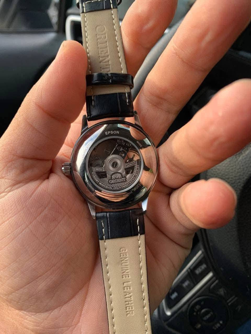 اورينت ماستر ..مكينه اوتوماتيك ياباني
ضهر كشف ختومات من كل جهات 
وزن ثقيل .. جام معدني براق
مقاومه للماء وخدوش 
السعر 35الف مع توصيل مكاني بغداد


**إذا كنت صاحب هذا الإعلان وتريد حذفه لأي سبب، رجاءا أرسل رسالة إلى الدعم الفني**