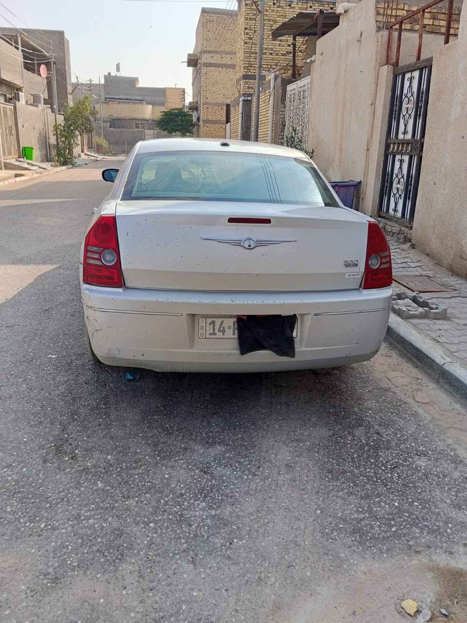 سيارة أوباما سلفري مديل 2010
بدون ضربة 
رقم بصرة جديد 
سنوية 2027
سيارة بسمي 
محرك 3ونص
السعر 115وبيهامجال *********** مكانه بصره تنومه اتصل وبلخدمه اتشلع عيوني
