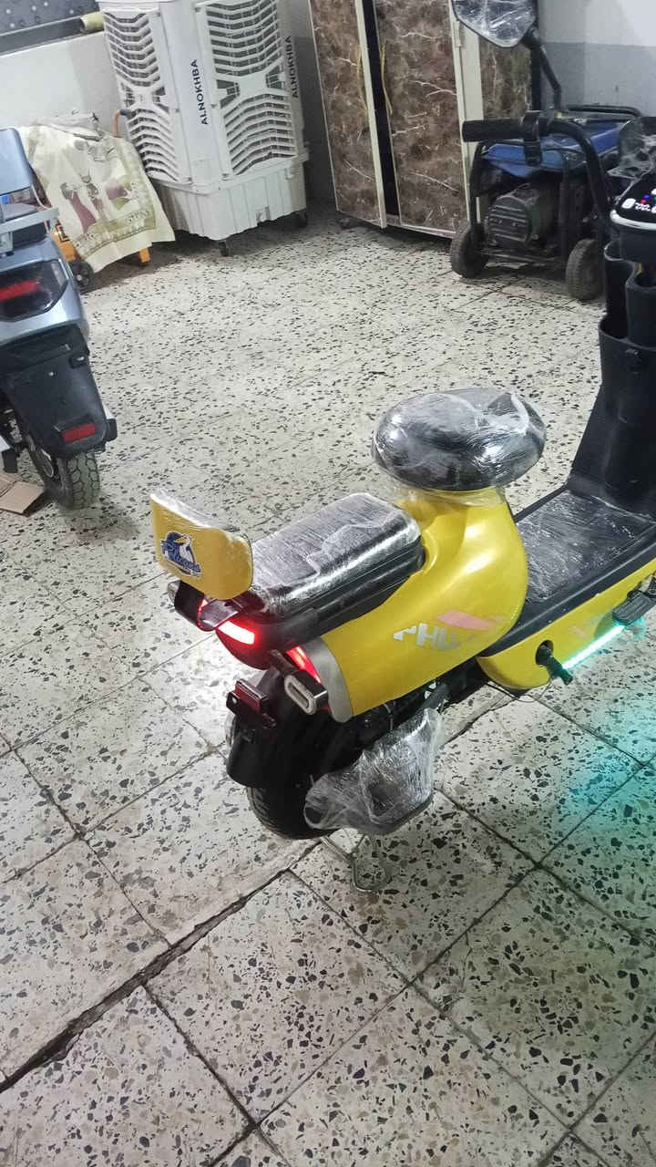 السلام عليكم للبيع درجة شحن حجم 14 جديده صار شهر من مشدوده موديل 25 بطاريات 4 بصمه او سويچ السعر 200 العنوان بعقوبة التحرير مقابل ماريا مول او مجاور منفذ إسطنبول 
الاتصال ***********
