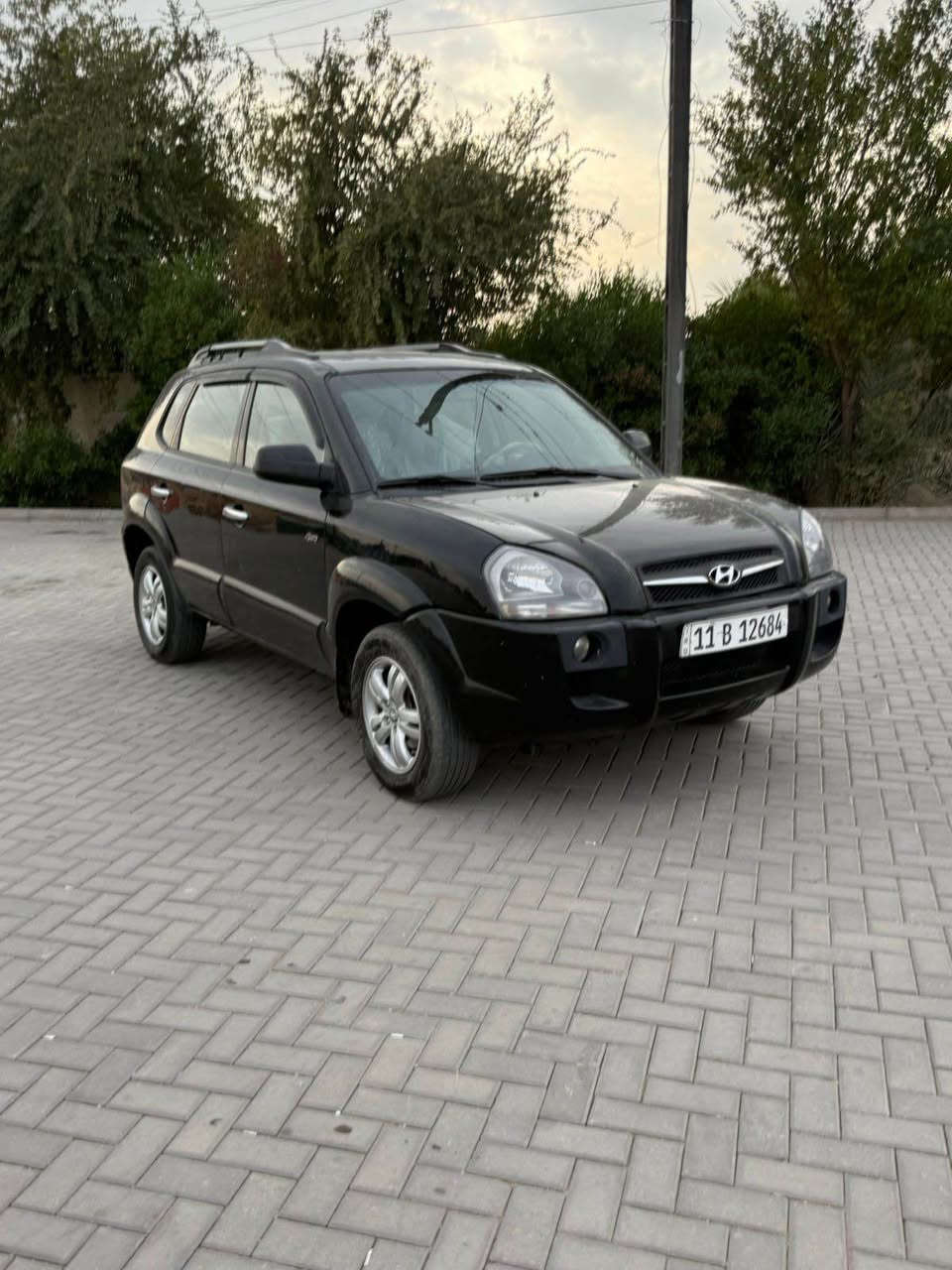 السلام عليكم توسان موديل 2008 خليجي
بيها البنيد صبغ
وبيها الباب الخلف الصدر صبغ بدون دواخل

محرك 2000 دوش4 سلندر
كير AT
السياره بيها شاشه كامره 
تخم تاير 
صدر
دوشمه 
كلهن جدد
***********
مكاني بغداد 
للتفاصيل اتصل
سنويه بسمي بغداد, العراق
