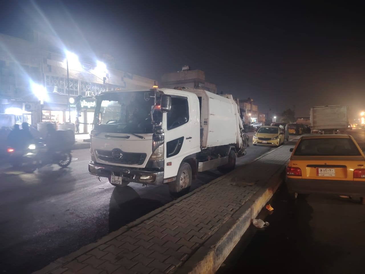 سلام عليكم 
كابسه هينو شيطان للبيع 
جاهزه من كلش موديل 2002
باسمي وتحويل ثاني يوم رقم انكليزي 
***********.         ***********
مكلف بلنشر
