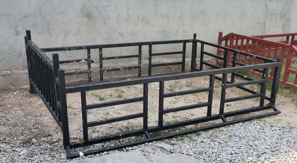 بەناوی خودای گەورە
58 $ نیسان 2001 ڕەقەم سلێمانی بەشەرتی بەناو کردنو غەرامە و وەکالە بەشەرتی گێڕ مەکینە ئەکسل مەکینەی تازە تەعمیر کلاجی لۆک چەمچەو ناوبۆدی لۆک پاوەرە تەبردید نییە سەقفو شان بەشەرت کارەبایی کامل بەشەرت هەرکێ ویستی لەخزمەتام *********** شوێن هەڵەبجە زەڕایەن
ئەدمینی ❤❤
