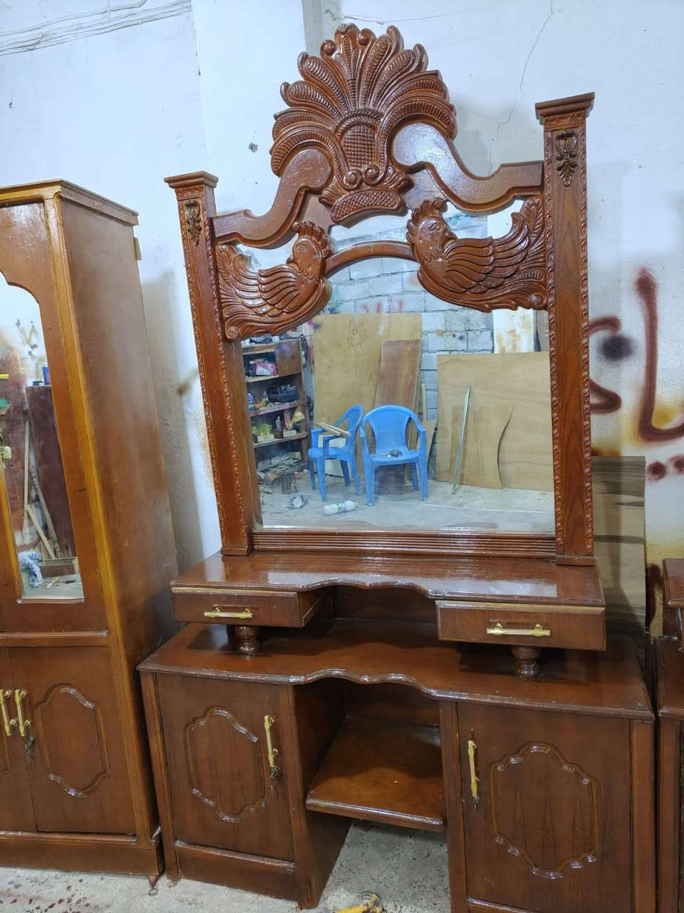 للبيع غرفه صاج صاج ضخمه مستخدمه السعر ٦٠٠ الرميثه مجاور اهل الذهب *********** ابو وهاب النجار
