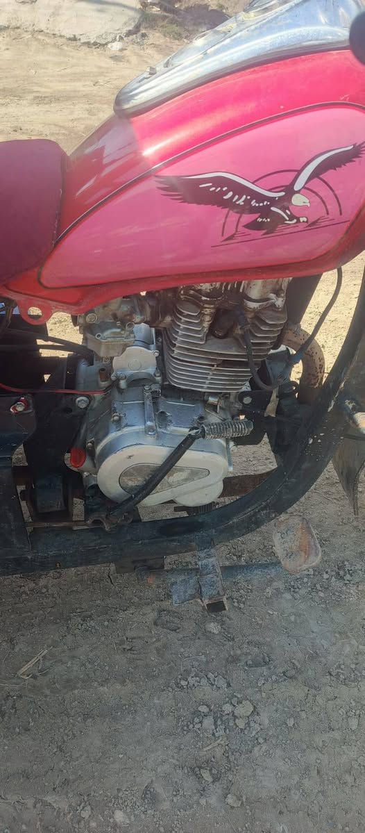 ستوته للبيع موديل 2013 اوراق اصوليه السعر 900  المكان بابل قضاء القاسم متواجد على الفيس الاتصال على الرقم ***********
