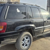 سياره مال ساحات بدون ارقام بسبب الوعود الكاذبه  جب شيروكي كير ومحرك شر...