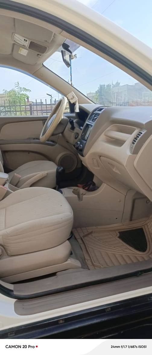 كيا سبورتج 2009 للبيع 
مكفولة كفالة عامة 
خليجي مكينة 2000 دوش 
السعر 128 وبيها مجال قليل بأسمي شوكت ما يعجبك تحول *********** مكاني واسط
