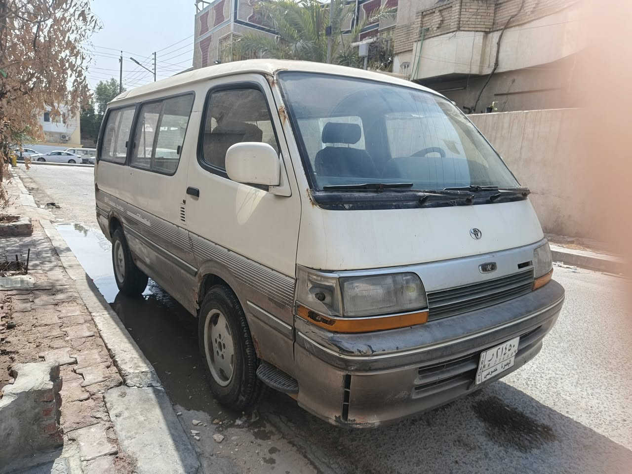 السلام عليكم
كيا هايس للبيع موديل 2000

رقم بصره خصوصي كير مكينه كفاله حداديه تخم تاير 

مكانها بصره السعر 40$ وبيها مجال تفاصيل أكثر اتصال

***********
