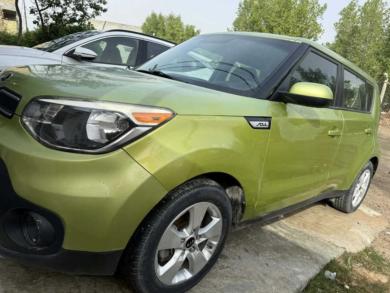 صول 2018 محرك 1600 حادثها مرفق بالصور
بس من وصلت طلع بيها 3 قطع كلير بابين وجاملغ امامي جهه السايق ماشيه 65 ميل معروضه ب 105 وبيها مجال مكانها بابل

***********
