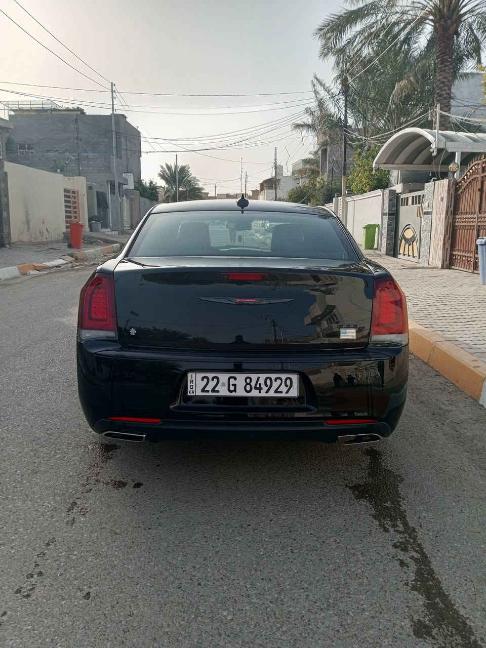 اوباما موديل 2021 اصل فول مواصفات ما عدا السلايت كشن تدفأة كير بالستيرن s  سيارة جديدة بمعنى الكلمه ضررها جاملغ سايق خشم وبنيد صبغ تلث قطع بنيد وجاملغ ونص باب السايق سعر السيارة 255 وبيها مجال شي قليل
رقم الهاتف ***********
