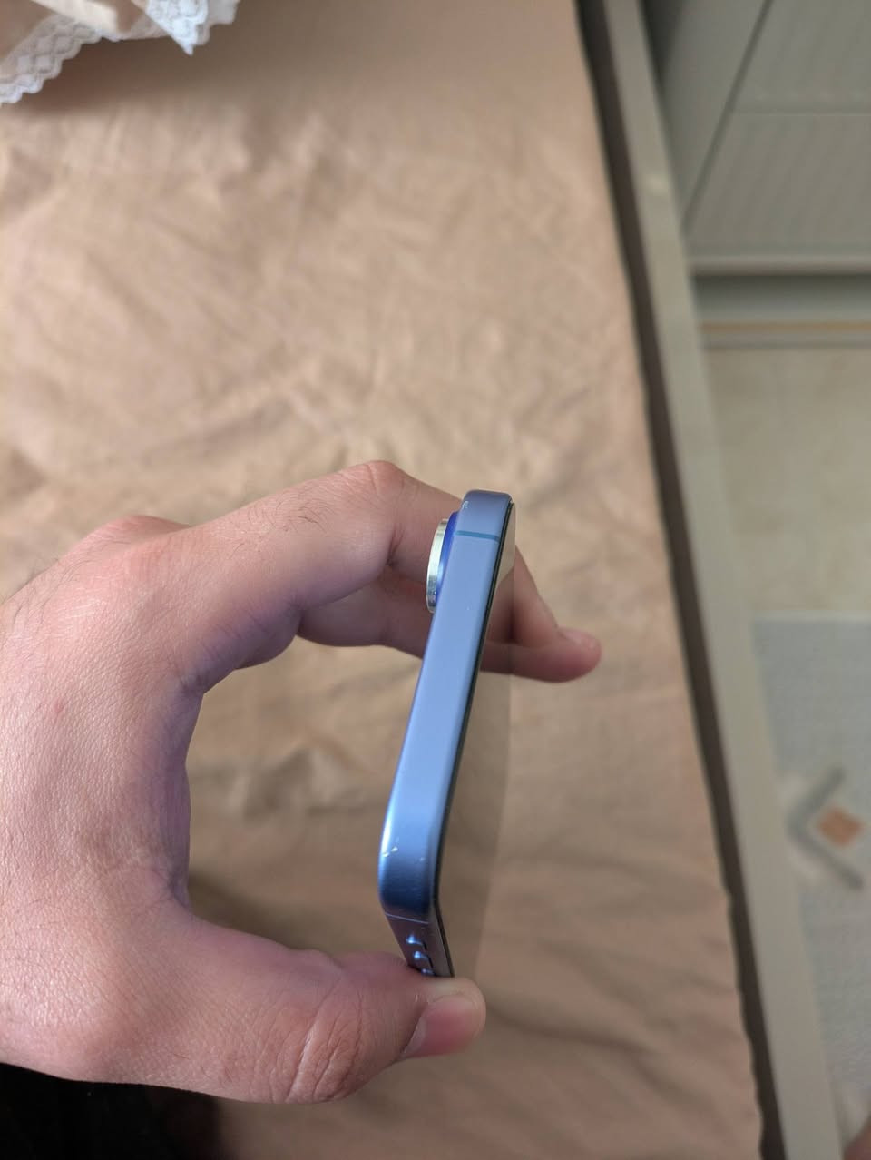 ايفون 16 العادي دبل سيم كارات للبيع او مراوس بايباد
ذاكرة 128
بطارية 92 
نظيف لا مفتوح ولا مصلح
للبيع او مراوس ب ايباد


**إذا كنت صاحب هذا الإعلان وتريد حذفه لأي سبب، رجاءا أرسل رسالة إلى الدعم الفني**