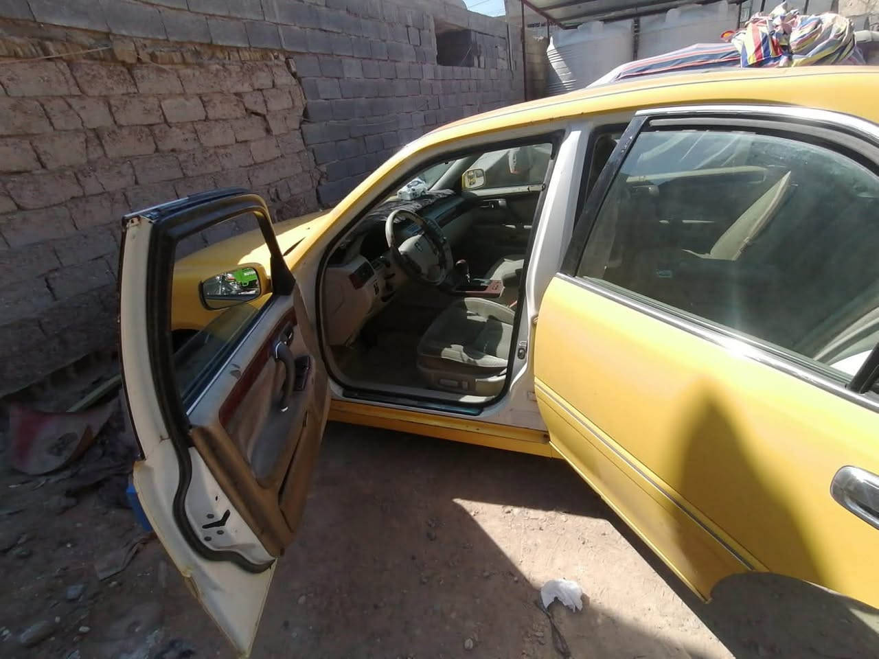 ملكه جنون دوات دوات للبيع محرك وكير  مكفولات    سياره  جاهزه لايت  زنون  كله شغاله


**إذا كنت صاحب هذا الإعلان وتريد حذفه لأي سبب، رجاءا أرسل رسالة إلى الدعم الفني**