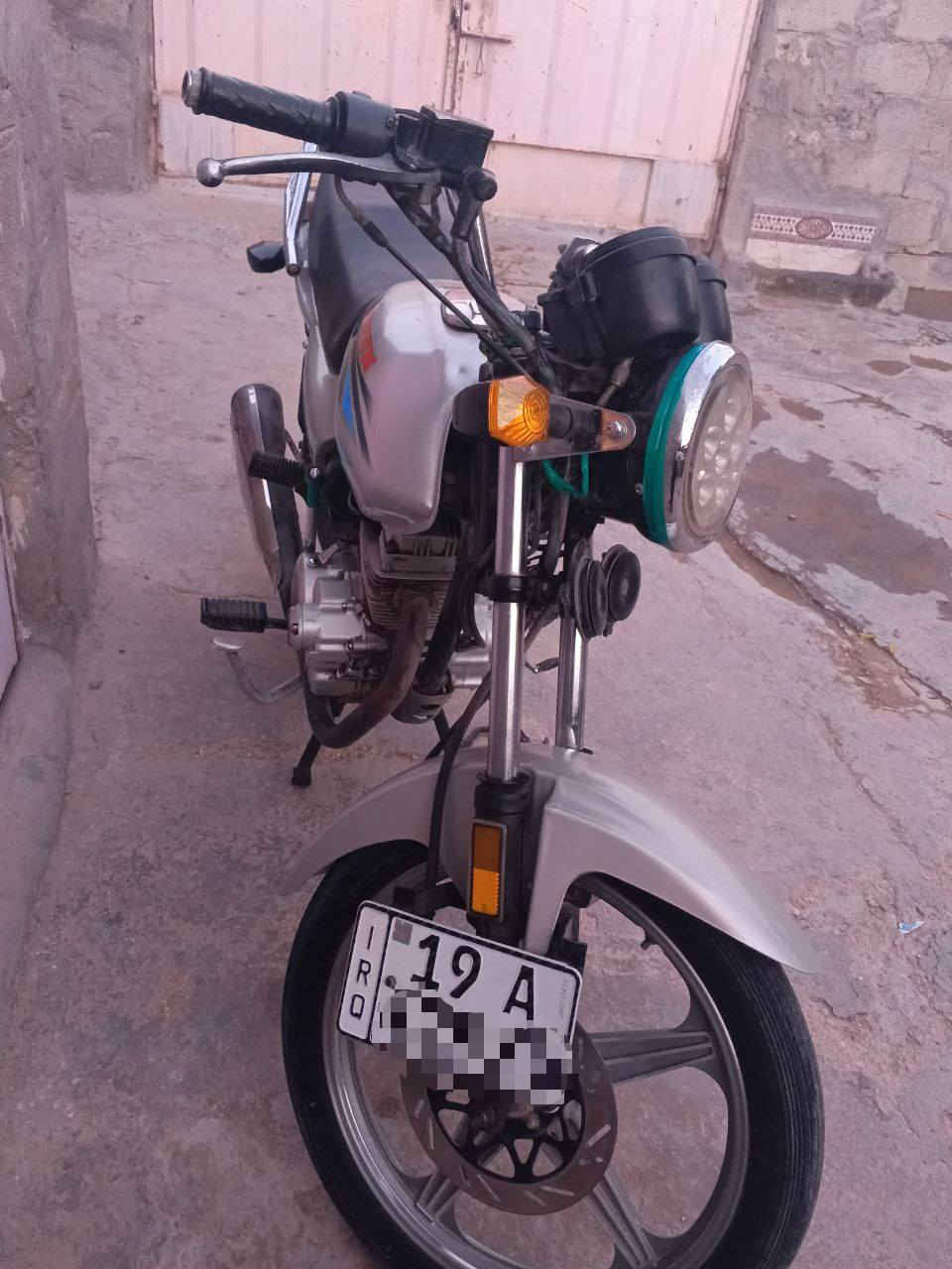 دايون 18 سنويه ورقم معمره كله جديد
مكاني كربلاء سعر 1250 مليون وربع وبيها مجال دراجة نضيفه 
مال جناي


**إذا كنت صاحب هذا الإعلان وتريد حذفه لأي سبب، رجاءا أرسل رسالة إلى الدعم الفني**