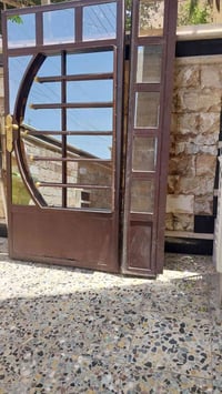 باب حديد