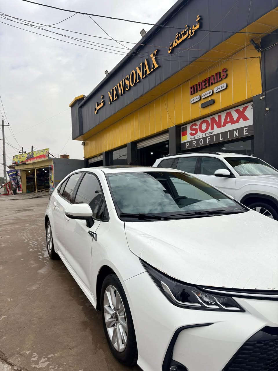 کۆرۆلای سینی ٢٠٢٤ شکل خەلیجی
رەقەمە 
مواسەفات HEV
٢ بست پیدی ئاری هەیە لە درگای پشتی سایەق 
نرخی ١٥٥$ مەجالی تیایە
لەهەولێرم 
*********** أربيل, العراق
