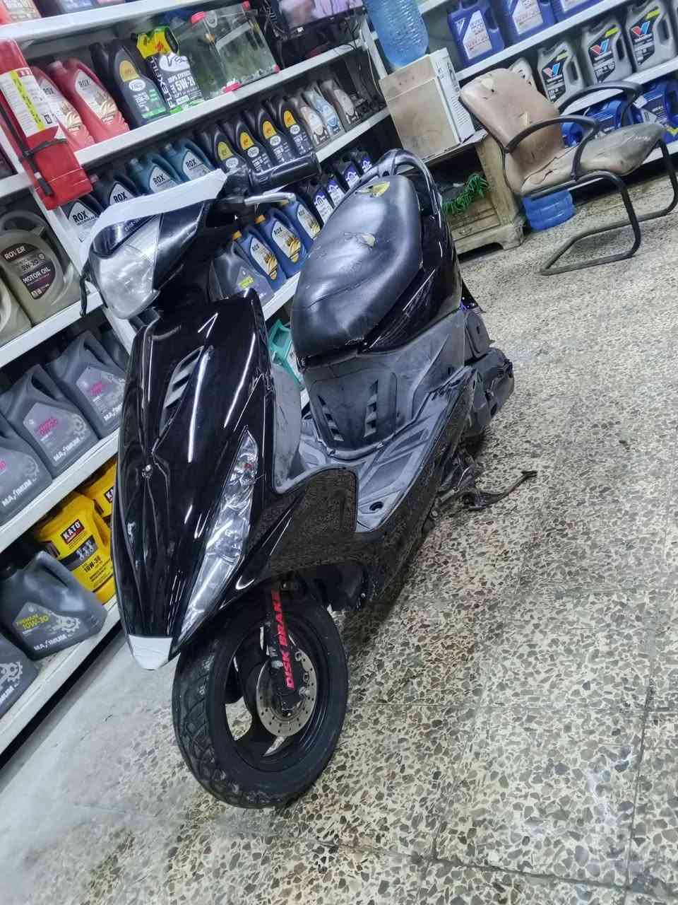 السلام عليكم دراجة ماكس مضلع
دراجة خير من الله كلة شغال سلف هندر كهربائيات كلهة شغال دهن جديد تايرات جيب فيتر وفحص عنوان بياع شرطه الخامسه.***********/السعر750بيهاا مجال
