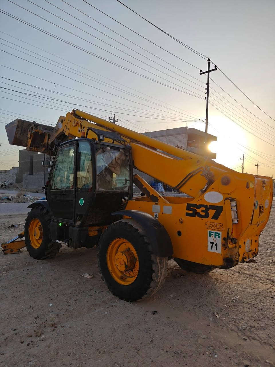 شفل جي سي بي سلايد2003
رقم بغداد 
13ونص
للاستفسار :***********
