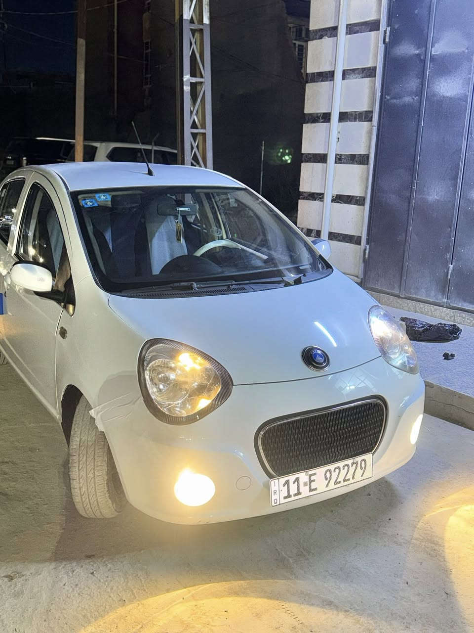 سلام عليكم 🫡
للبيع جيلي باندا 
موديل 2013
كفالة عامة من الصبغ والبارد 
السيارة ما بيها اي نقص 
كهربائيات ما بيها اي نقص 
صدر امامي خلفي جديد
منضومة تبريد جديدة تبريد ثلج ❄️ 
تخم تاير جديد 
باتري جديد 
السيارة عليها ادامة كاملة من حيث نوزلات 
و بلكات فيت بم 
السيارة نضيفة وحلوة مالبيت ما بيها اي نقص
سعرها 55$ وبيها مجال
مكان بغداد الدورة
الرقم : ***********

