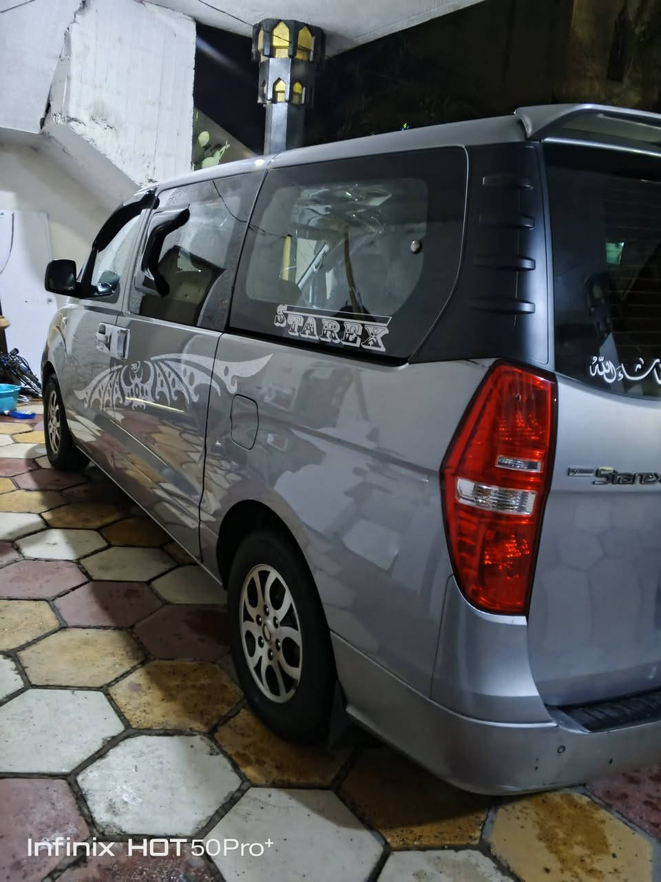 السلام عليكم
البيع ستاركس مجول 2016 
السياره كامله من النقص تأخذه ما تصرف عليه
السياره مكفوله ماعدا الضربه الي بالصوره
مغلفه التنته والارضيه تغليف كامل 
مكانها البصره ابي الخصيب
الاستفسار ***********
السعر 232 وبيه مجال
