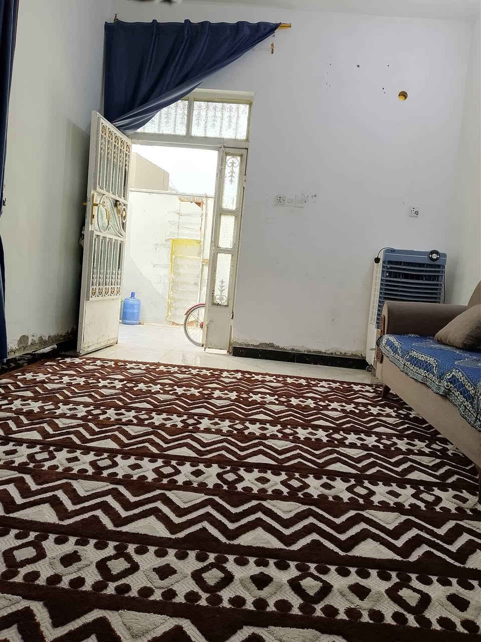 بيت للبيع زراعي مساحة 110
حي الجامعة نهاية شارع عشرين خلف أسواق ابو احمد استفسار ***********
