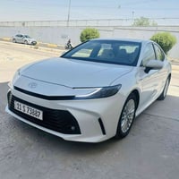 كامري 2025 خليجي عبد اللطيف مكفوله كفاله  ماشيه 2000 وضع زيرو  هايبرد ...