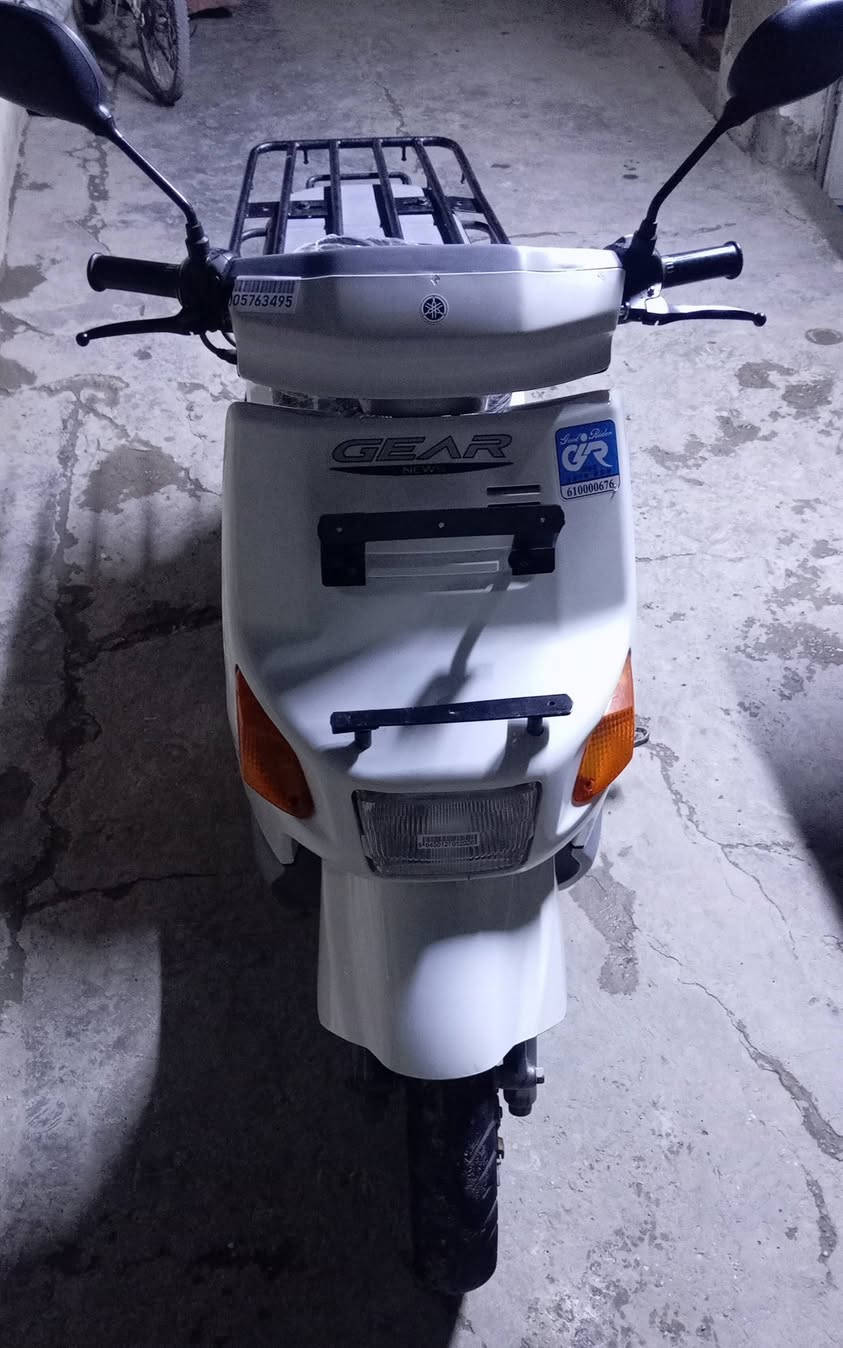 السلام عليكم دراجة بيكم ٦٠ دراجة نضيفة كلش كلشي شغال نكرة بكل وقت سلف هندر كهربائيات دبلات مكينة كلة نضيف مكان بغداد مدينة الصدر *********** رسال ف ق  سعر 475 وبيهة مجال
