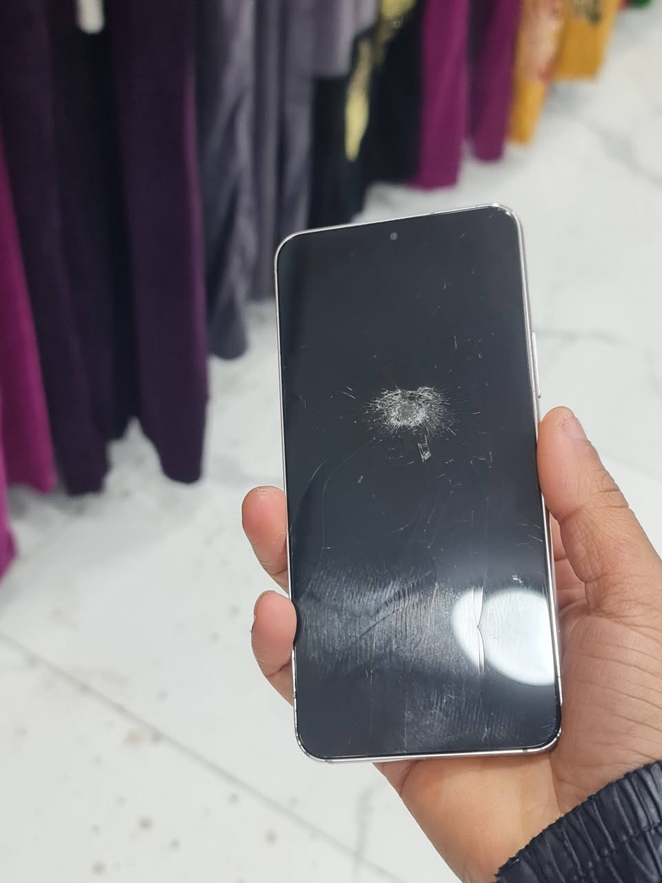 سامسونكS22 .5Gشاشا120هيرتز
ذاكره256
جهاز لوك شخط مابي فقط شاشا مكسوره
للببع ١٥٠ الف***********
