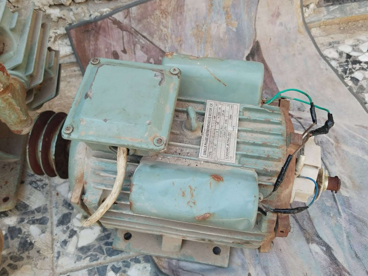 سلام عليكم
ماطور تاروسي كمبريسر جديد شرط على الفحص
مكان بغداد 
***********
المتواجد الفيس
