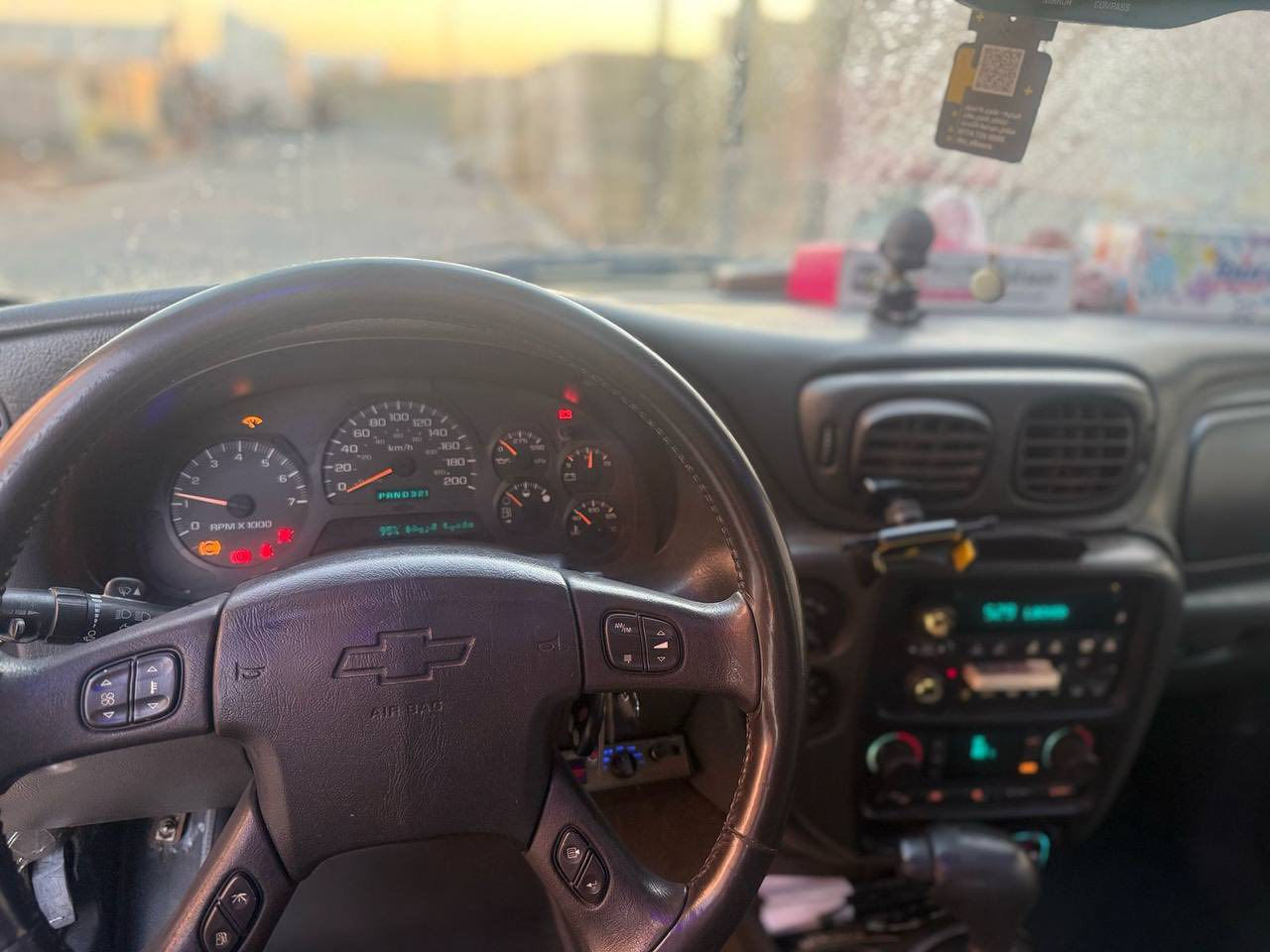 يالله سلام عليكم بلايزر  قبق اسود المرغوب للبيع امريكي وارد ياباني مكفوله كفاله عامه صبغها كلير من الشركه  فول مواصفات LTZ فول فول فتحه سقف مري تحكم  شاشه كامره بصمه تشغيل عن بعد  داخل جلد تحكم ستيرن  تدفئه كشنات تايرات حداديه جدد شرط الفحص رقم جديد سنويه ل٢٠٣٠هزه جديده رقم الدولي الجديد كل كهربائياتها شغاله مابيها اي خلل مكاني البصره السعر ١٠٥ رقمي *********** بي واتساب والخاص مفتوح
