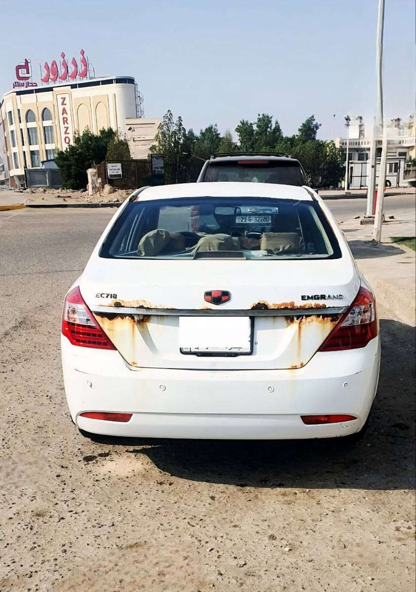 السلام عليكم
فرصة للبيع – جيلي إمكراند EC7 موديل 2012 🔥
سيارة اقتصادية وعملية، محرك 1800 سي سي وكير بحالة جيدة جداً، شغالة يومي بدون مشاكل.
البدي يحتاج سمكرة وصبغ (واضح بالصور) ماشية 119 الف كم ، فرصة مناسبة للي يريد سيارة بسعر مناسب أو مشروع تصليح وربح.
✔️ داخلية نظيفة
✔️ مكيف شغال
✔️ السنوية منتهية والتجديد على اسم المشتري
💰 السعر 35 ورقة وقابل للتفاوض للجادين فقط
📍 المعاينة خير دليل
العنوان : ابو الخصيب / عويسيان / قرب علوة الكوفة للبلوك
📞 للتواصل: ( ***********)
