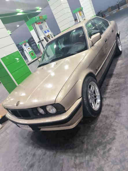 سلام عليكم  البيع بي ام535. كيرعادي  ومحرك مكفولات  السعر 45رقم بغداد هزه جديده فوال مواصفات بيه غرفه جديده مال 95 كشانه كرهباي جلد فتحت سقف مثبت سرعه تبريد ثلج  سنتر الك مكفوله من ضربه وببه فقط جاملغ امامي تخم تاير ويل 🄼 مكانه عامريه الفلوجه استفسار عل ***********
***********
