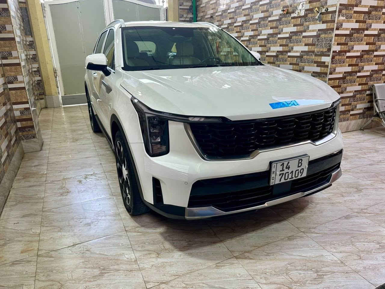 سلام عليكم سورنتو خليجي سيارة كفالة من زلغ عدة باب سايق صبغ ماشية 28لف. رقم بصرة بسمي فول موصفات عدة بنوراما مكينة ستة سلندر وسيارة وضع شركة. السعر 295 وبية مجال الرقم ***********. مكان بصرة. البصرة, العراق
