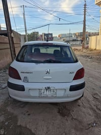 بيجو 307 • ٢٠٠٦ • شاشه وكامره خلفيه