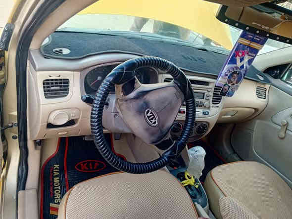 ريو للبيع موديل 2007رقم نجف نكليزي سنويه جديده ل30مداور ثاني يوم سياره على شوفت عينك واحلى من الصور ماعايزه برغي تبريد ثلج تخم تاير كير مكينه مكفولات السياره مكفوله من كلشي السعر 78$وبيه مجال قليل حق الجيه اني مكلف بالنشر صاحب السياره اتصل ***********
