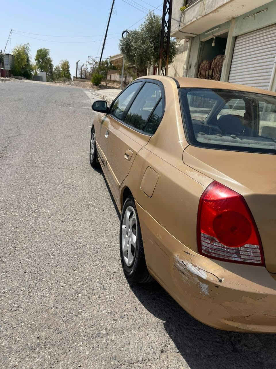 سلام عليكم شباب للبيع النترا 2004 محرك 20 كير ومحرك بشرط ماشيه 230 الف كيلو متر وبلميل 137 الف ميل حقيقي تبريد ثلج سنويه ورقم جدد وكاله تحويل بشرط سياره بدون حادث فقط الصبغ جارد مثبت سرعه كير توماتيك سعر 62 بيها مجال مكان السياره موصل _ بعشيقه  رقم التلفون *********** آسيا ***********
