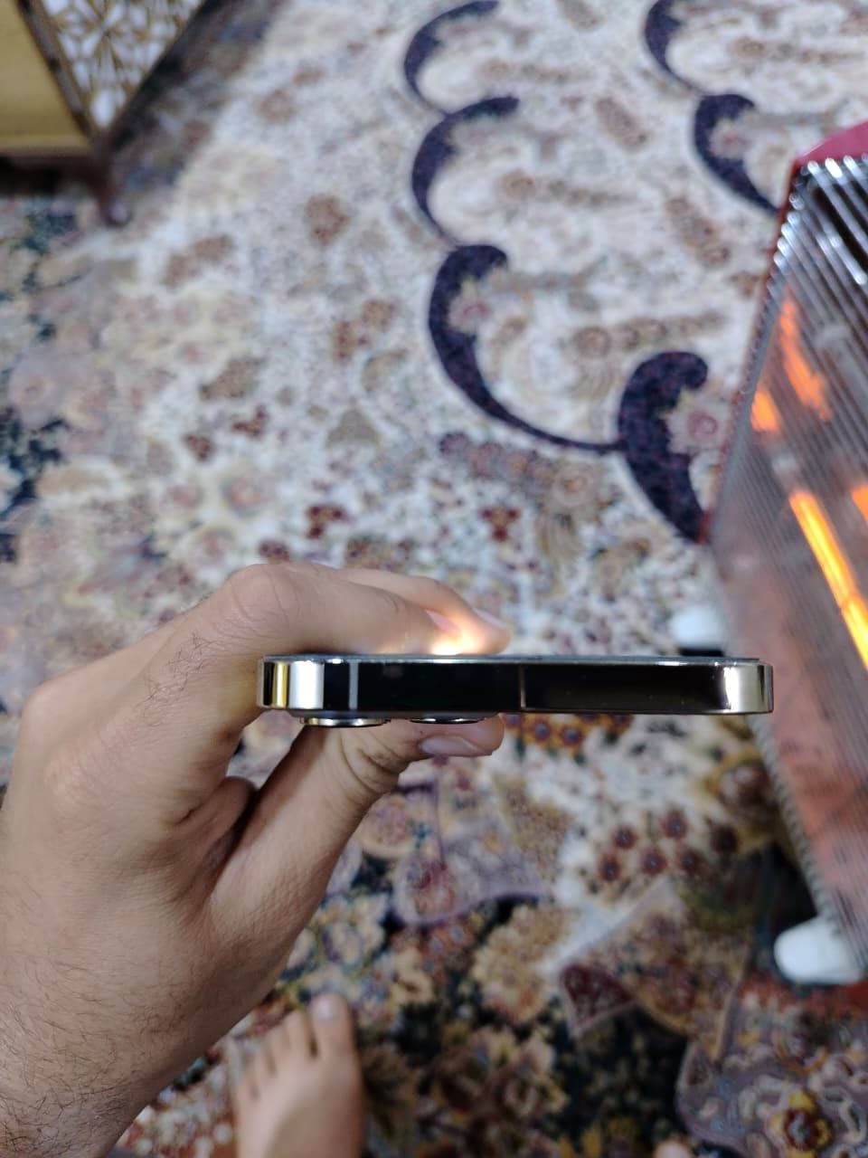 السلام عليكم
ايفون 12 برو ماكس 

ذاكرة 256

مبدل بطارية وفيس ايدي متوقف 

الجهاز كلش نظيف وجديد 

وصرفه بالشحن كلش حلو يمشيني يوم كامل تقريبا 

سعره 450 وبي مجال

مكاني ناصرية مركز


**إذا كنت صاحب هذا الإعلان وتريد حذفه لأي سبب، رجاءا أرسل رسالة إلى الدعم الفني**