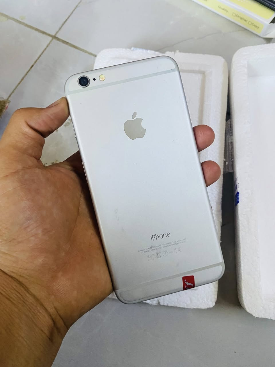 ايفون 6 بلس بدون ايكلود + بصمه شغاله
بطاريه 100 
انطوني سعر


**إذا كنت صاحب هذا الإعلان وتريد حذفه لأي سبب، رجاءا أرسل رسالة إلى الدعم الفني**
