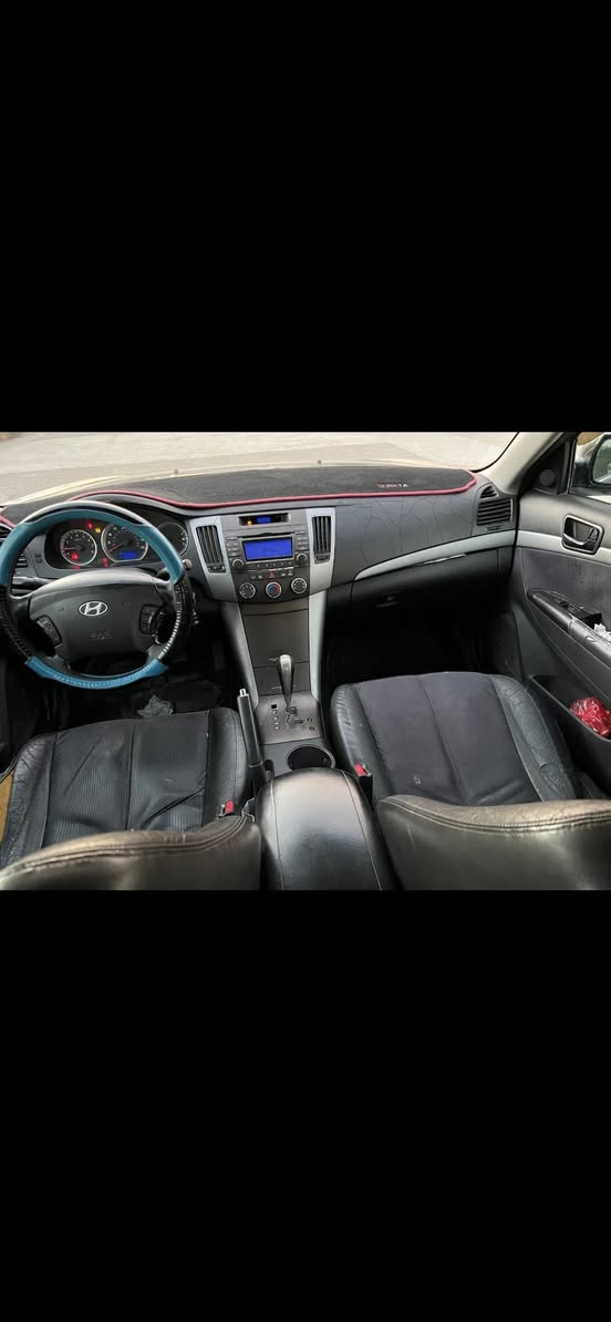 السلام عليكم سوناتا موديل 2009 مكينه 6 سلندر للبيع
باقي المواصفات الاتصال على الرقم ***********
