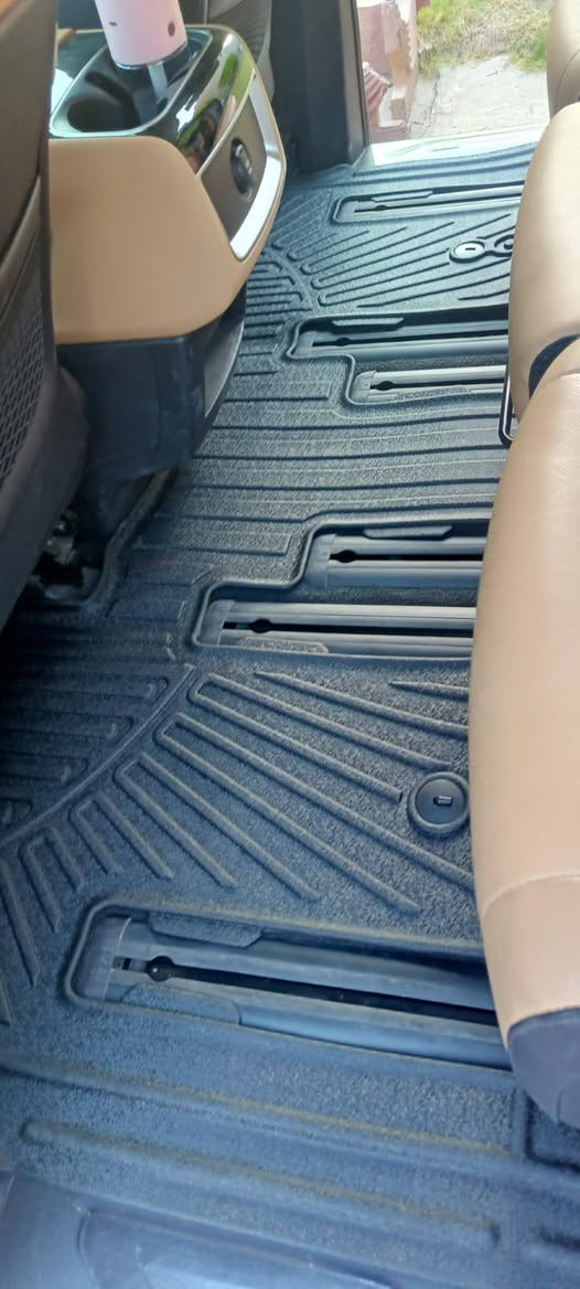 ارضيات حوضية ربل روزلاين اصلي وقالب بلادي طباكات على طول سيارة
كرنفال من موديل 22 الى 25 ثمانية راكب كراسي وسط متصل 
احجز الان قبل نفاذ الكمية 
تواصل واتسب ***********
رابط الصفحة AUTO MALL
