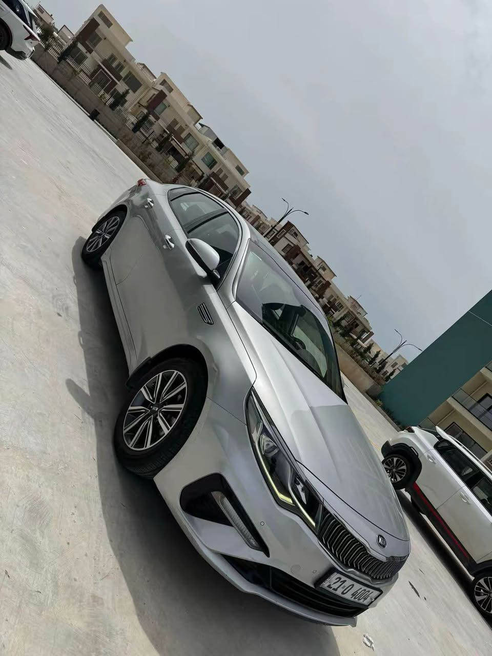السلام عليكم 
كيا ابتما مديل ٢٠٢٠  وكالة كلين تايتل بدون صبغ بدون تبديل 
مواصفات فول ١ /١
محرك ٢٤٠٠ دوش كير مكينه بشرط 
هزه رقم سنويه جديدة تايرات جديده
ماشيه ١١٥ كم 
للبيع فقط سعرها ١٨٠ وبيها مجال 
*********** كركوك, العراق
