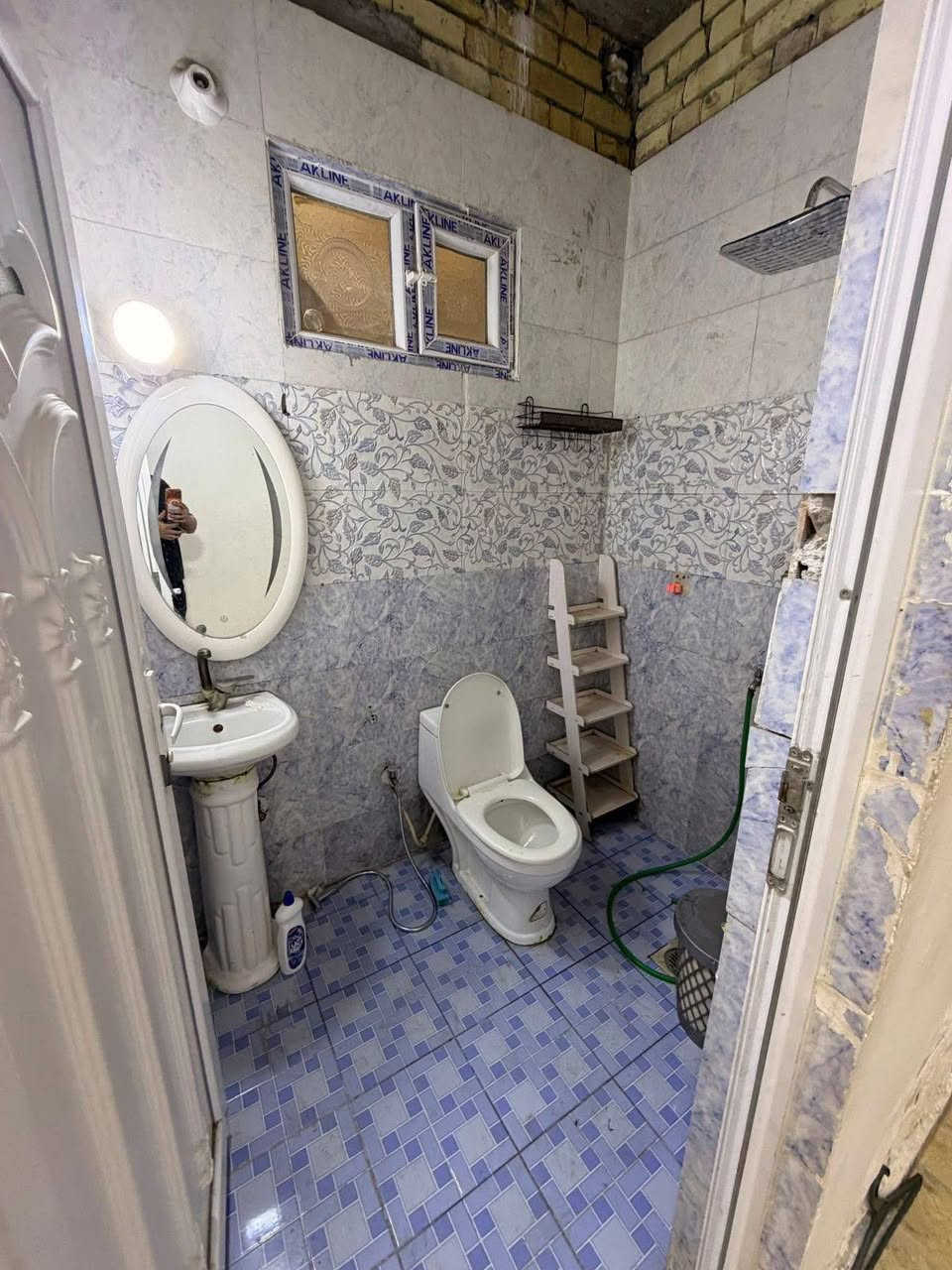 #للايجار____في____السيدية
بيت مساحة 70متر نظيف ✅
🔹يحتوي على 3 غرف نوم وصالة +مطبخ وخدمات  
💸الايجار: 750 الف 
📞للاسـتفسـار الاتـصال علـى الرقم: ***********
مكتب المصطفى للاستثمارات العقارية - مقابل لحـوم جويـلي
