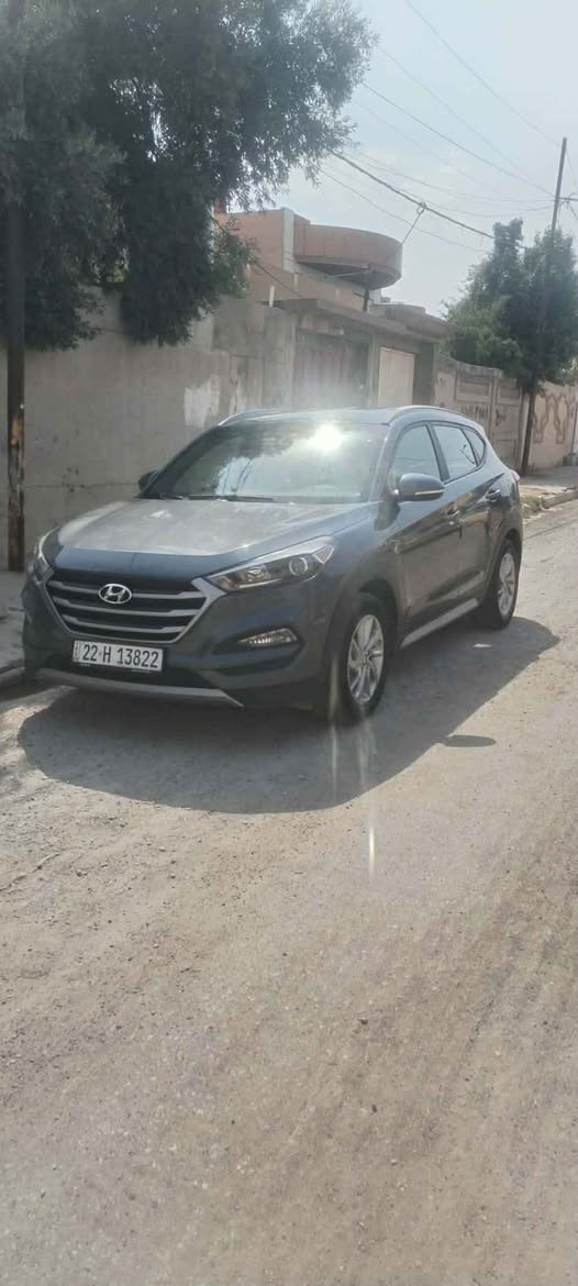 السلام عليكم 

توسان 2017
المحرك كايم
وارد امريكي ضرر تبديل بوند بدون ايرباك صور الضرر مرفقة 
رقم الشاصي KM8J33A47HU509338

رقم أربيل  
لون نفطي 
مواصفات 
بصمة تشغيل+بصمة ابواب
ماشيه 67
مكينه GDI2000
كاميرا دواره 
تحكمات استيرين 
ويل 19
حساس خلفي
كامره خلفي 
شاشه 
هند ابريك 
ثلاثه انظمه القياده-عادي اسبورت -ايكو
كشنات جلد وكهربائي
باقي المواصفات معروفه 
السيارة بأسمي
بيها كوبون
السعر 140
رقمي *********** موصل, نينوى
