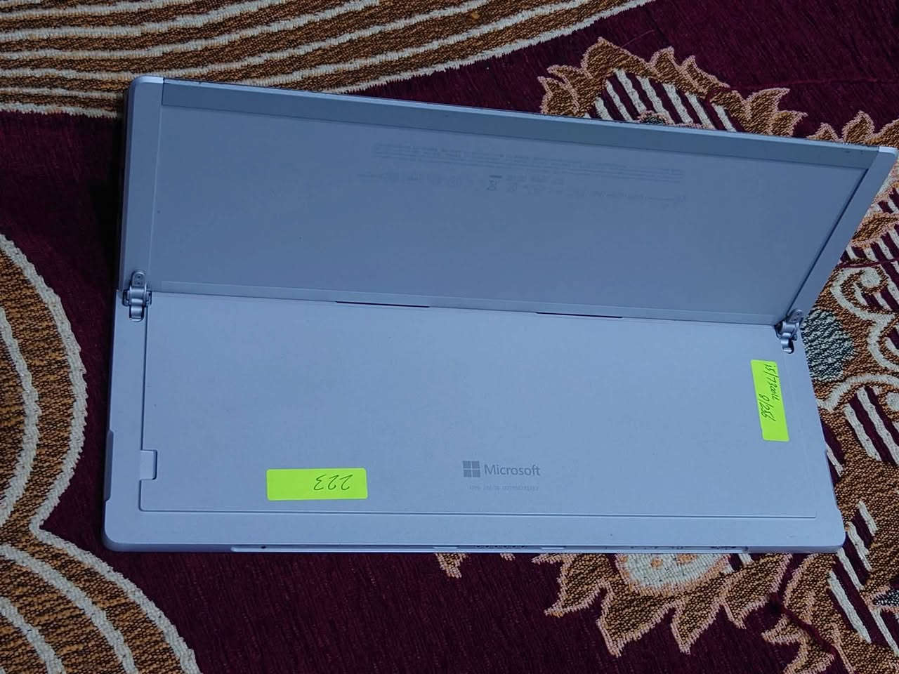 Microsoft Surface pro 5
السلام عليكم 
المعالج: Intel Core i5
 الرام: 8 جيجابايت
 الهارد: 256 جيجابايت SSD
 الشاشة: 12.3 بوصة بدقة 2K تعمل باللمس
ويا شاحنتة اصلية وقلم + ماوس 
السعر 200 الف مع التوصيل لكل العراق


**إذا كنت صاحب هذا الإعلان وتريد حذفه لأي سبب، رجاءا أرسل رسالة إلى الدعم الفني**