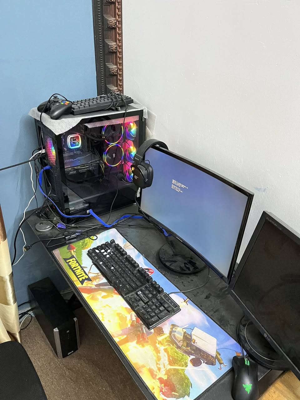 السعر 650
***********
