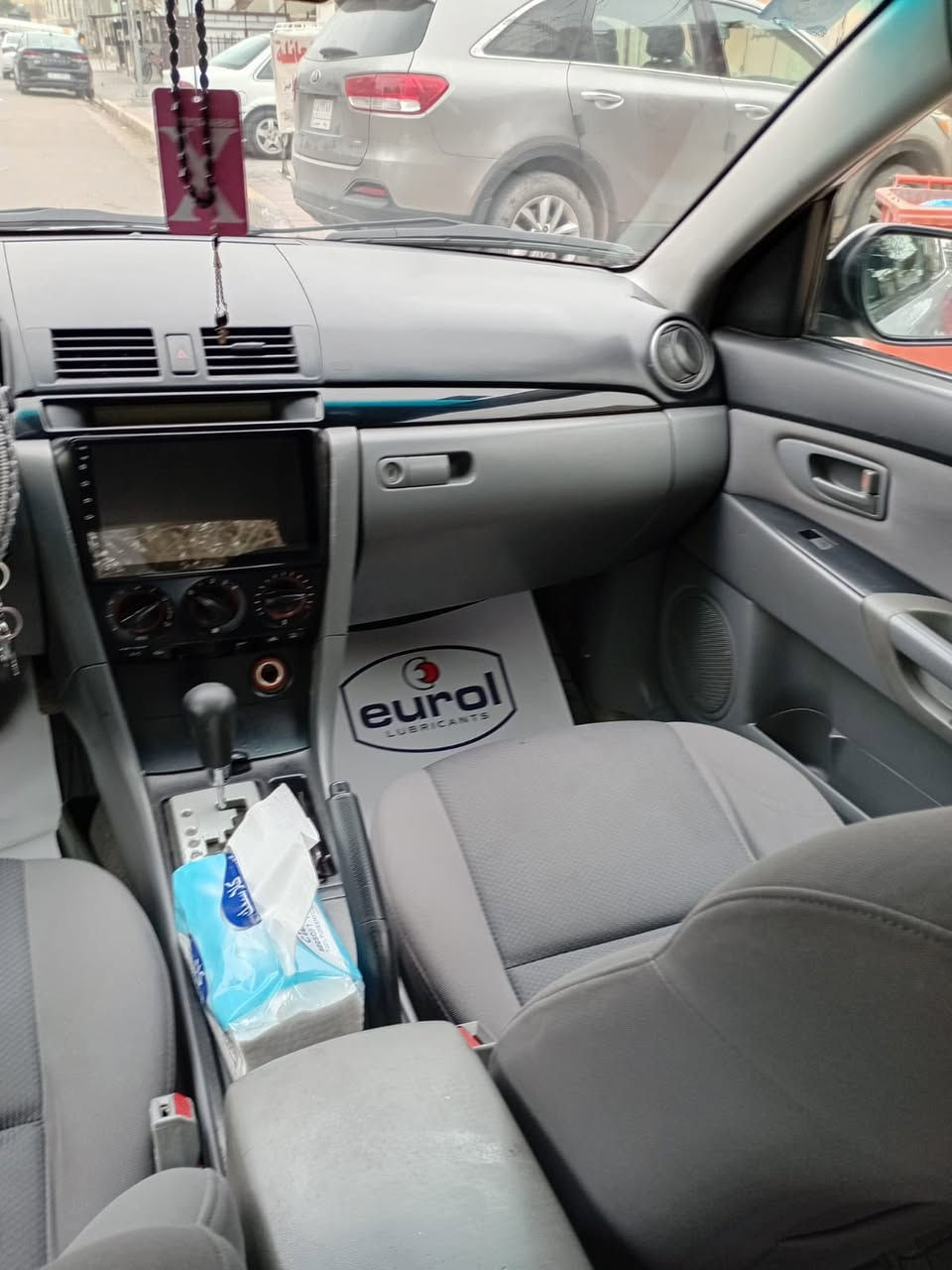 السلام وعليكم
مازدا وارد امريكي ٢٠٠٧ 

لون سلفر  

رقم بغداد 

بغداد الدوره المهديه الثانيه 

مكلف بالنشر  السعر ٦٠ ورقه وبي مجال 

***********  رقم صاحب السياره واتس اب بي
