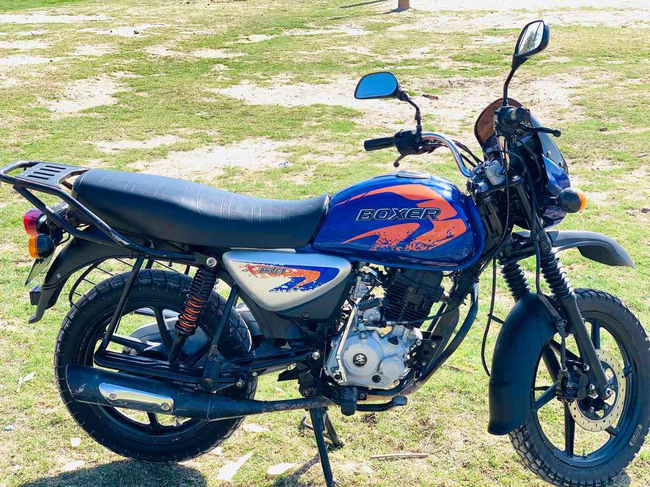 يالله سلام عليكم دراجه بوكسر موديل 23
بوكسر جبلي دراجه كفاله برغي مامفتوح بيه كله بلاديه
منزليه من شركه اوراق اصوليه تحويل ثاني يوم 
محرك مكفول مابيه نقص عنوان ديالى الخالص 
السعر مليون و، 500 رقم تلفون *********** الشراي يتصل
